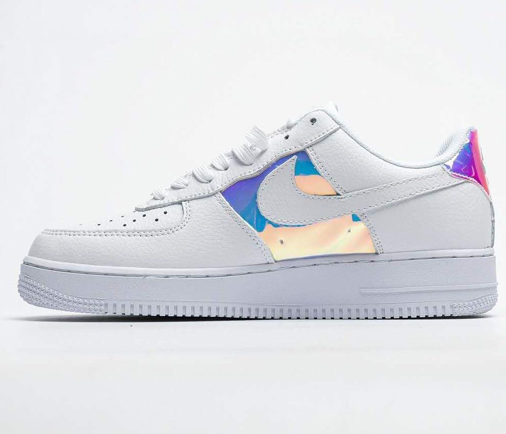 nike holographic air force
