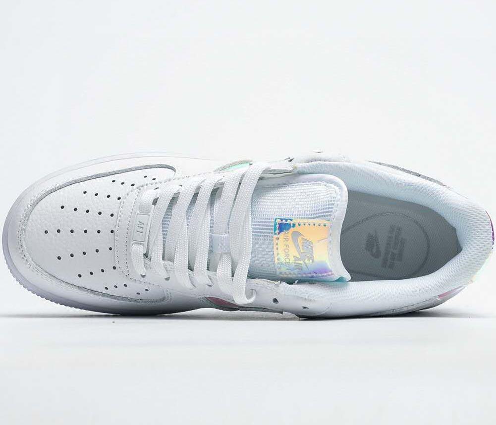 nike holographic air force