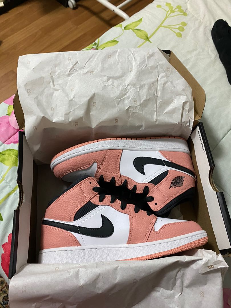pink quartz jordan 1 shirt