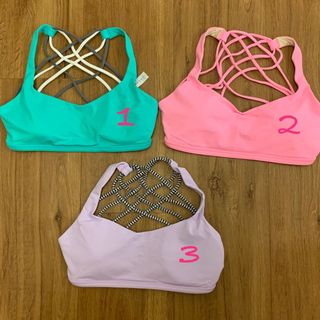(Category: ) located in . Submitted by om.closet (Listing ID 1016265952, Image 1). Description: .