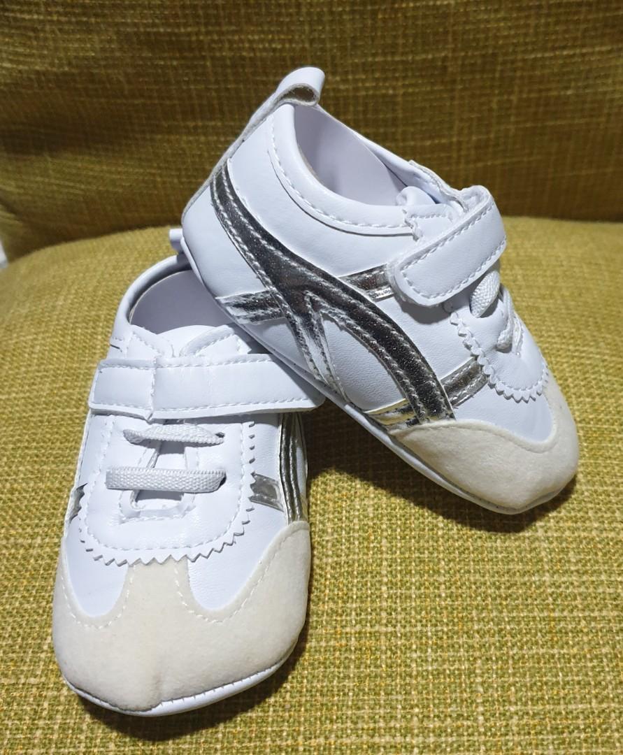 size 2 pre walker shoes