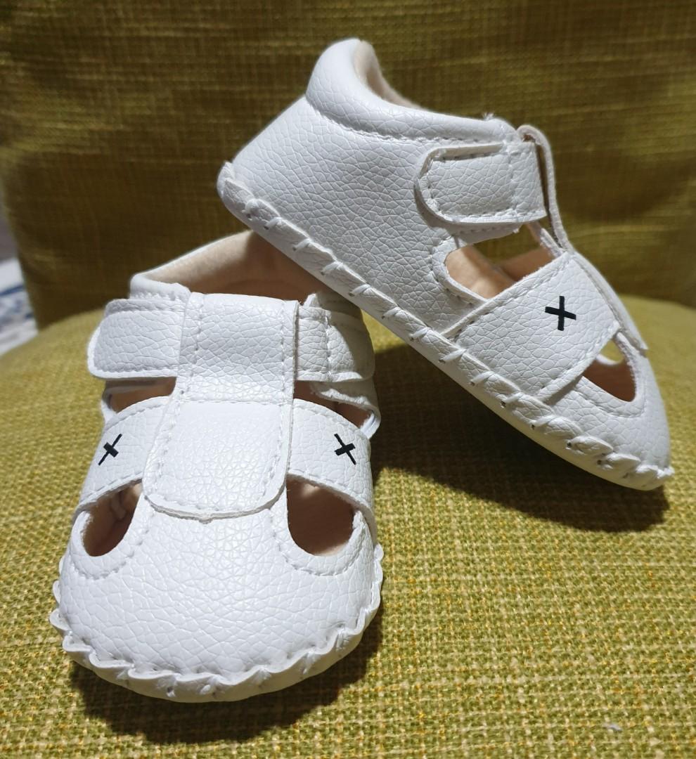 size 2 pre walker shoes