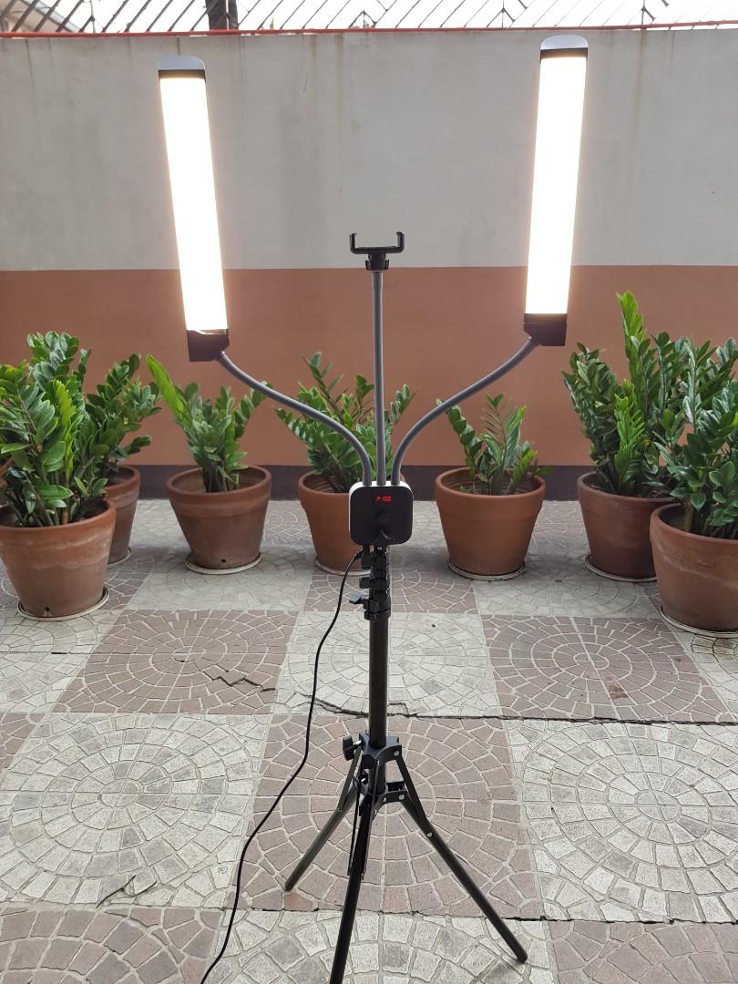 Study Table/Makeup Artist/Photography Dual LED Lights (Category: Lighting & Studio Equipment) located in Manila. Submitted by snowflakes.specials (Listing ID 1016278964, Image 1). Description: Specifications: Net Weight: 0.7Kg LED quantity: 224 pcs. (112 pcs. × 2) Max power: 50W CRI: ≥93 RA LED life: 50,000H Max Beam luminance: 2500Lm Color Temperature: 3000~6000K Adjustable any angle Power Source: AC-DC 18V 3A external power supply Package size: