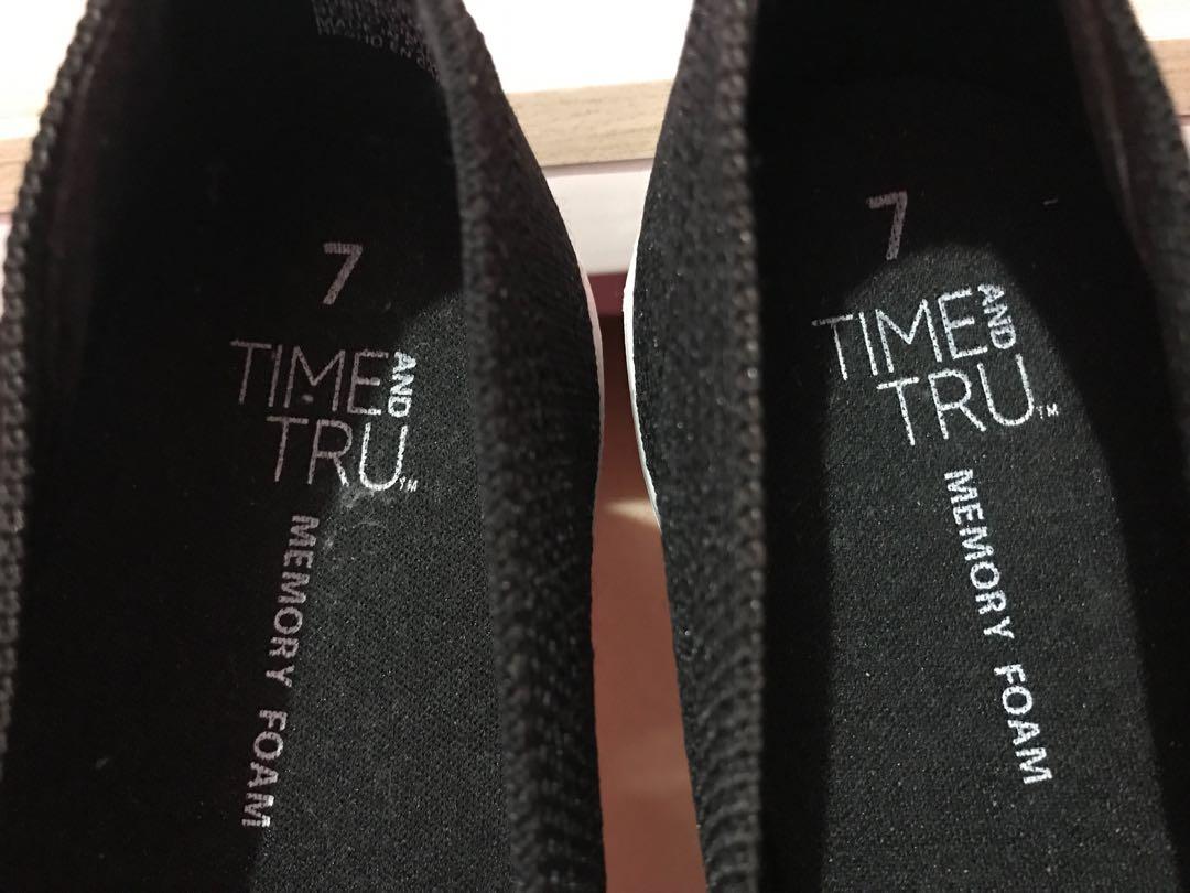 Time and tru deals shoes memory foam