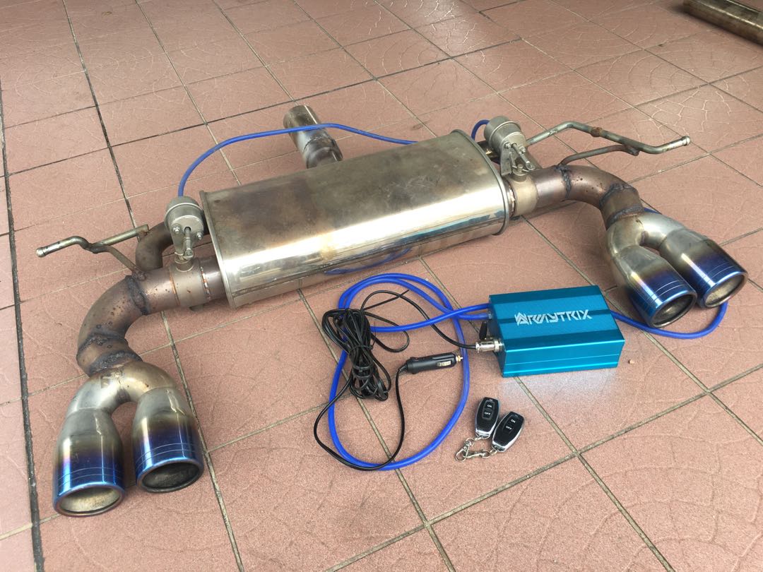 Universal Valvetronic Exhaust w/ free tips, Auto Accessories on Carousell