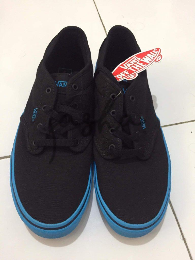 vans atwood black blue