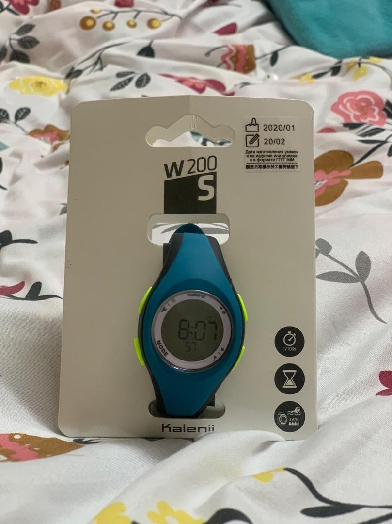 Decathlon online watch w200