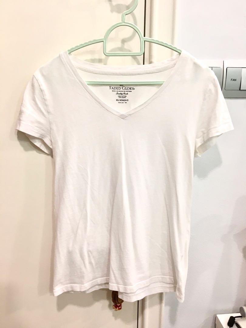 plain white t shirt women's v neck