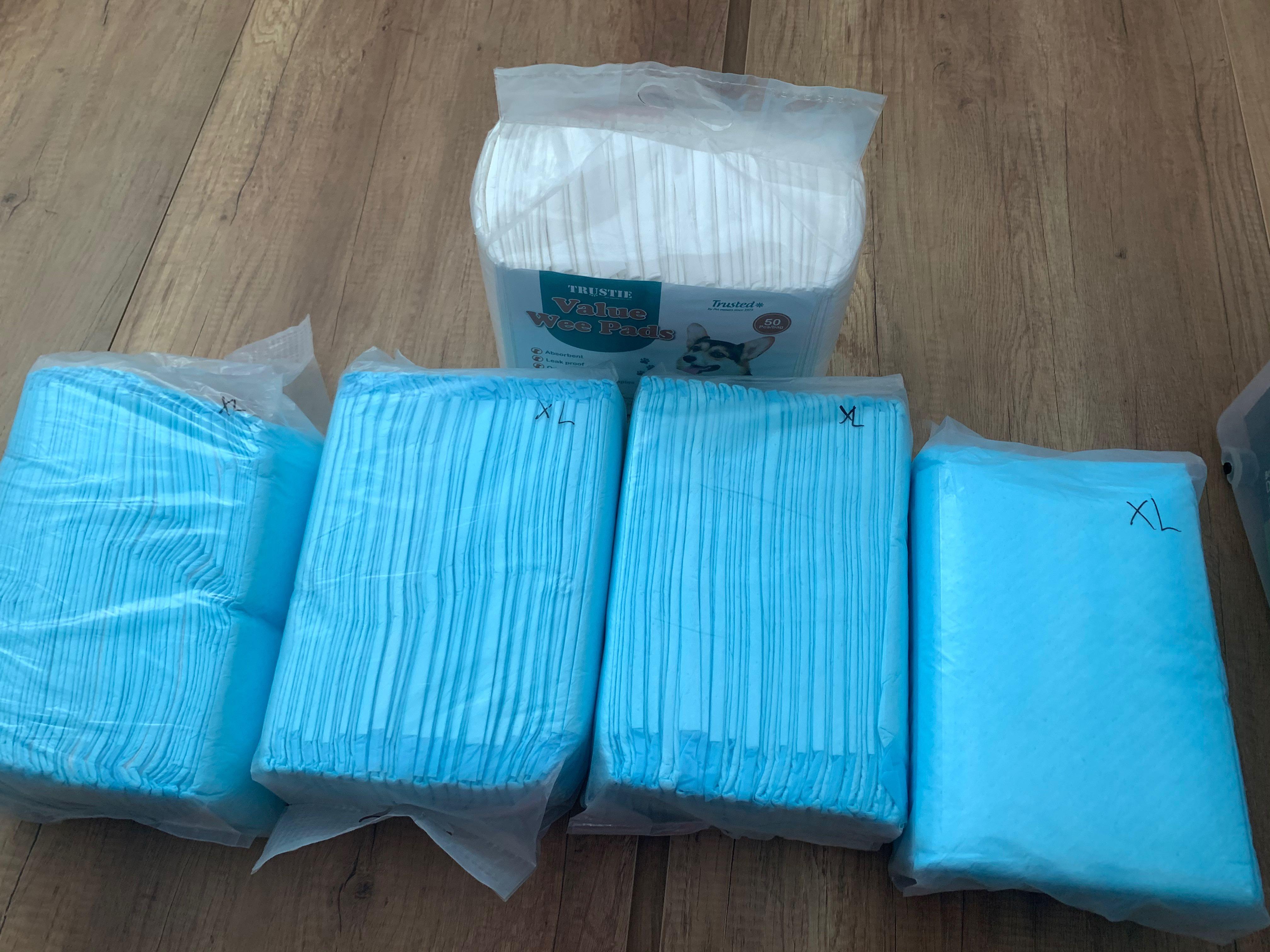 xl-pee-pads-pet-supplies-homes-other-pet-accessories-on-carousell
