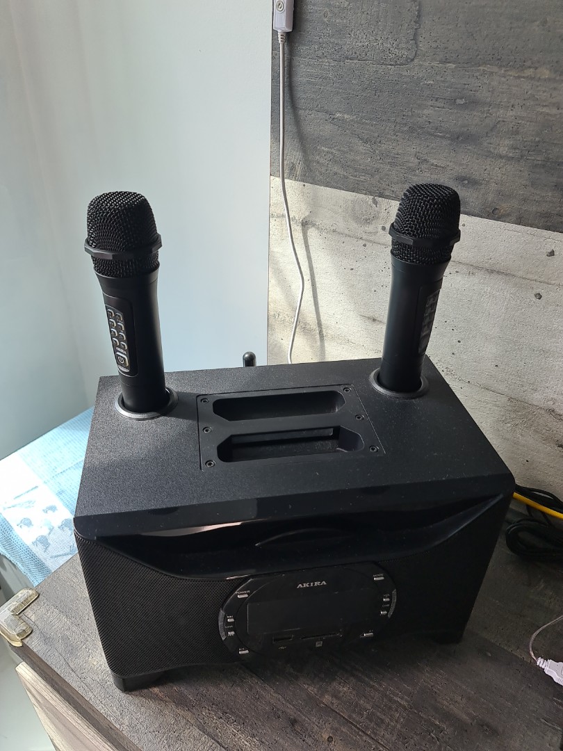Akira karaoke Bluetooth speaker with 2 wireless mic, Audio, Soundbars
