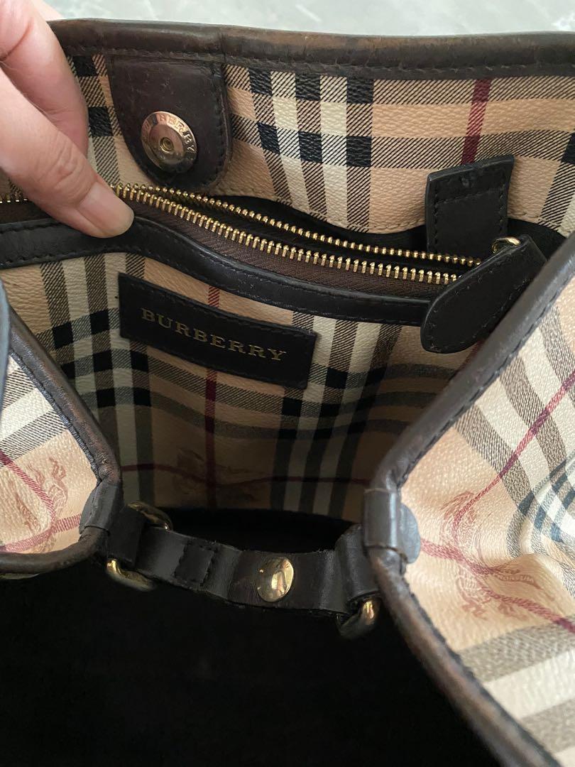 Authentic Burberry bag for sales - Preloved, Luxury, Bags & Wallets, Handbags on Carousell
