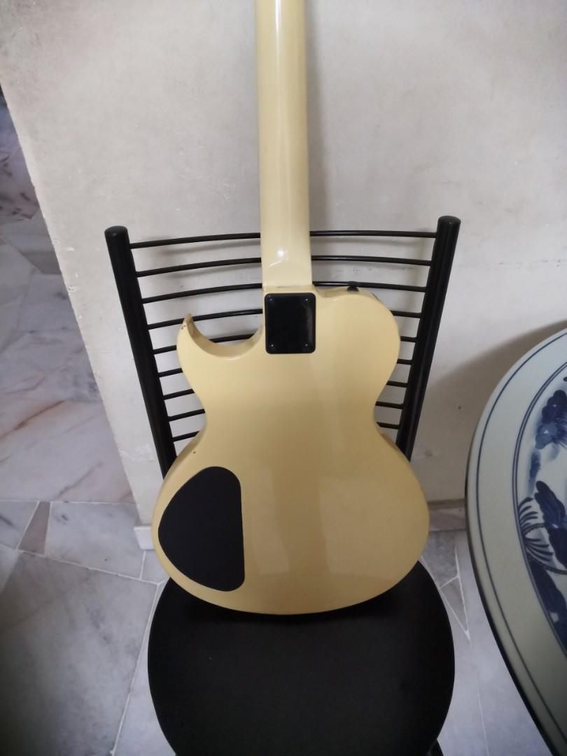 Brownsville New York Les Paul aged White Electric Guitar, Hobbies