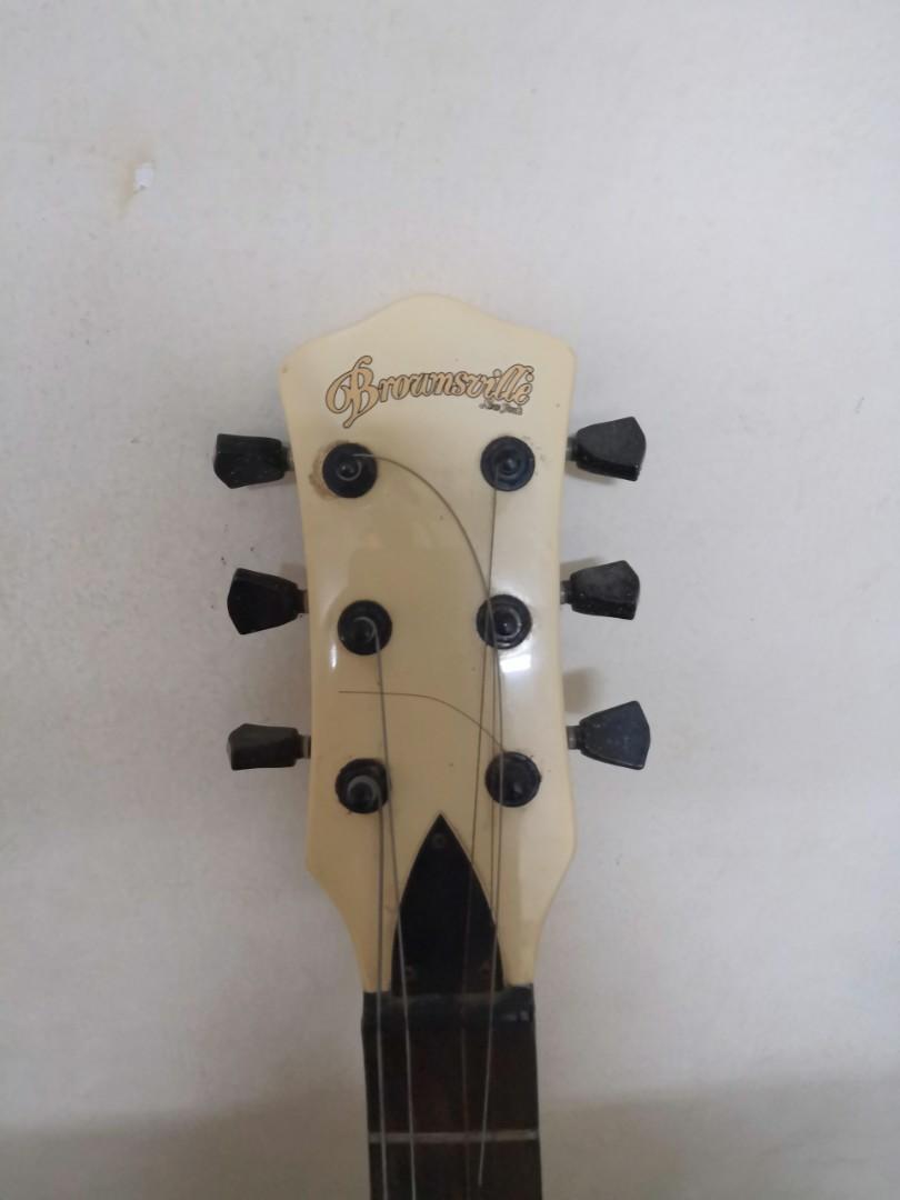 Brownsville New York Les Paul aged White Electric Guitar, Hobbies & Toys, Music & Media, Musical