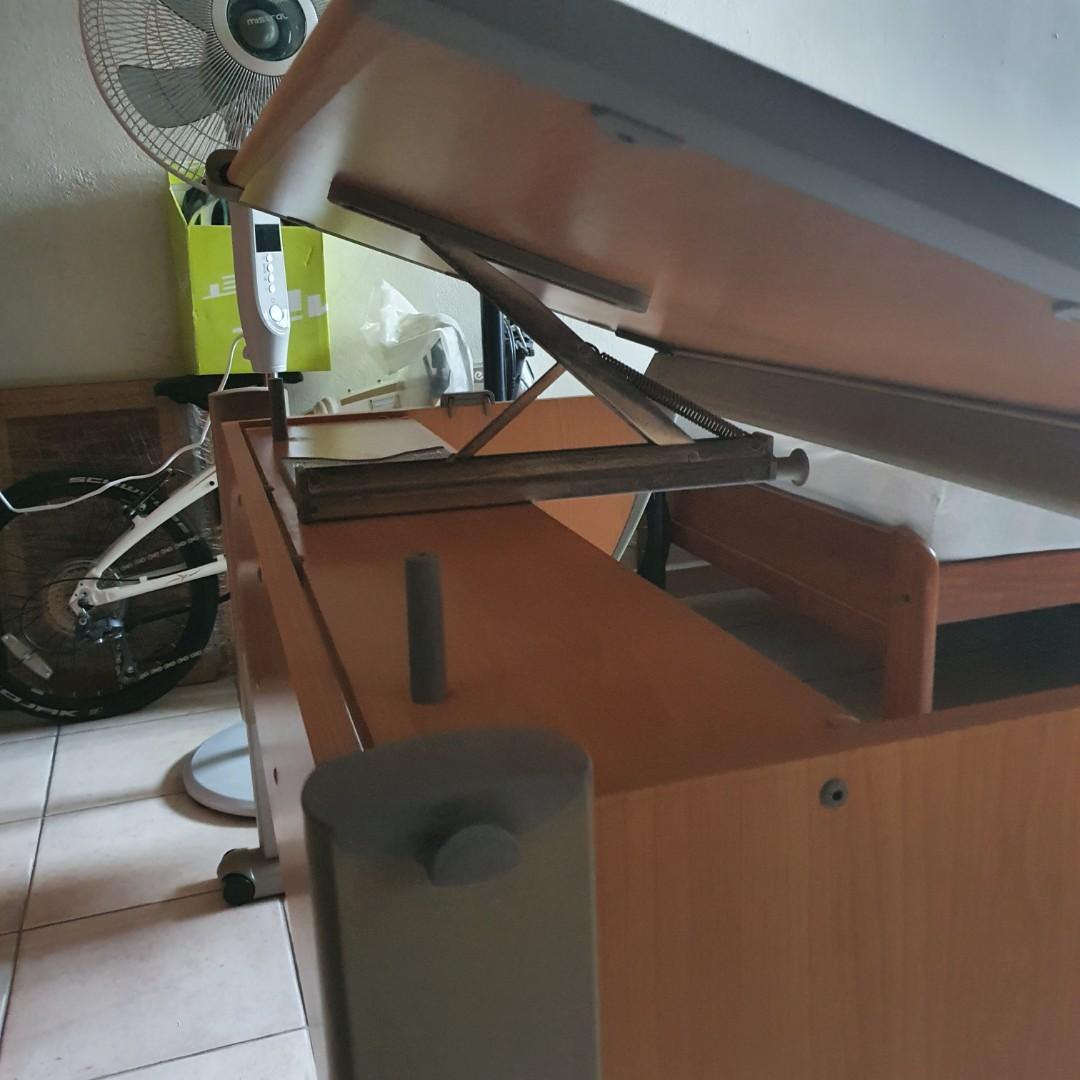 Crosscom Table (Category: Tables & Sets) located in Singapore. Submitted by rollintheblues (Listing ID 1016545319, Image 3). Description: Selling a used Crosscom table. Condition 8/10. Length: 115cm Depth: 63cm Height: 72cm Mostly just some minor cosmetic wear. Still functioning normally. Accessories: Side bag holder Stationery holder Price is negotiable. Delivery on buyer's cost. What you see is what you get, i won't be liable for any damages ca