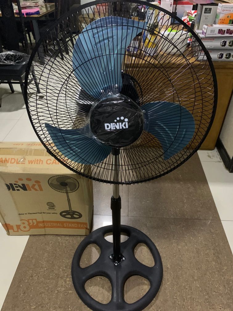 Denki 18” Industrial Stand Fan, Furniture & Home Living, Lighting