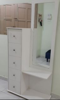 (Category: ) located in . Submitted by missrow (Listing ID 1016448608, Image 1). Description: .