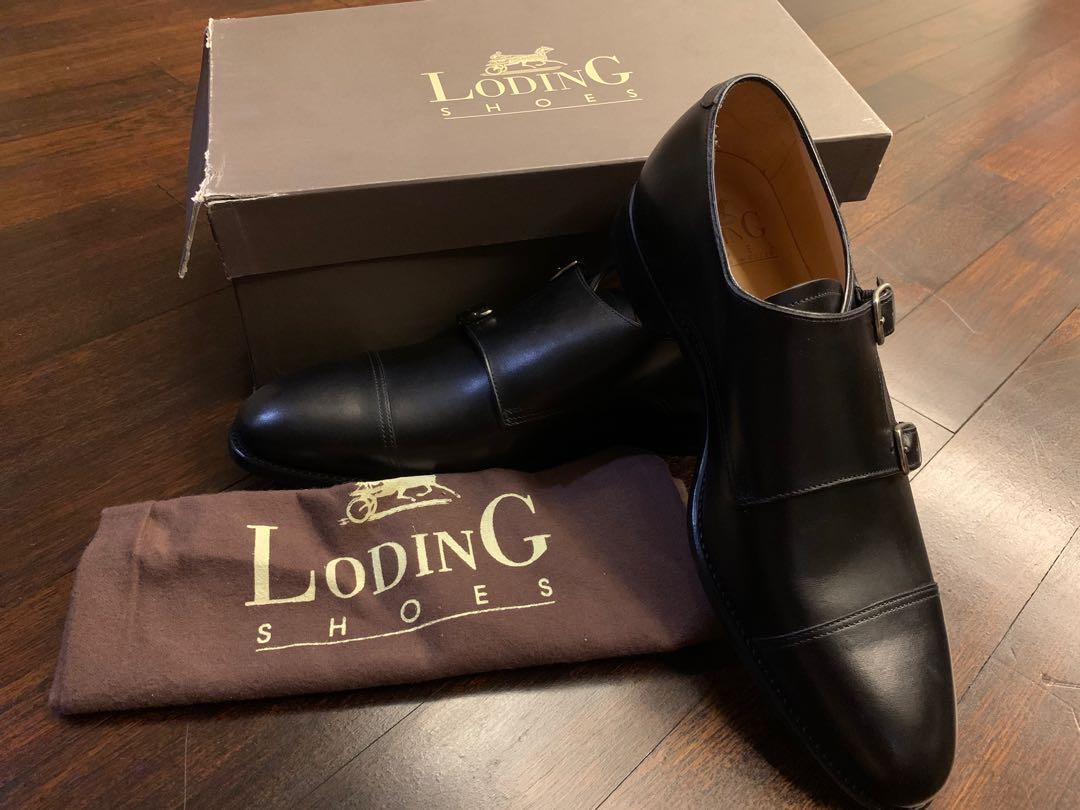 loding chelsea boots
