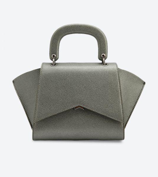 Geometric structured city bag store
