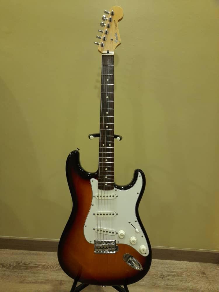 Guitar Fender Strat ST50 Japan