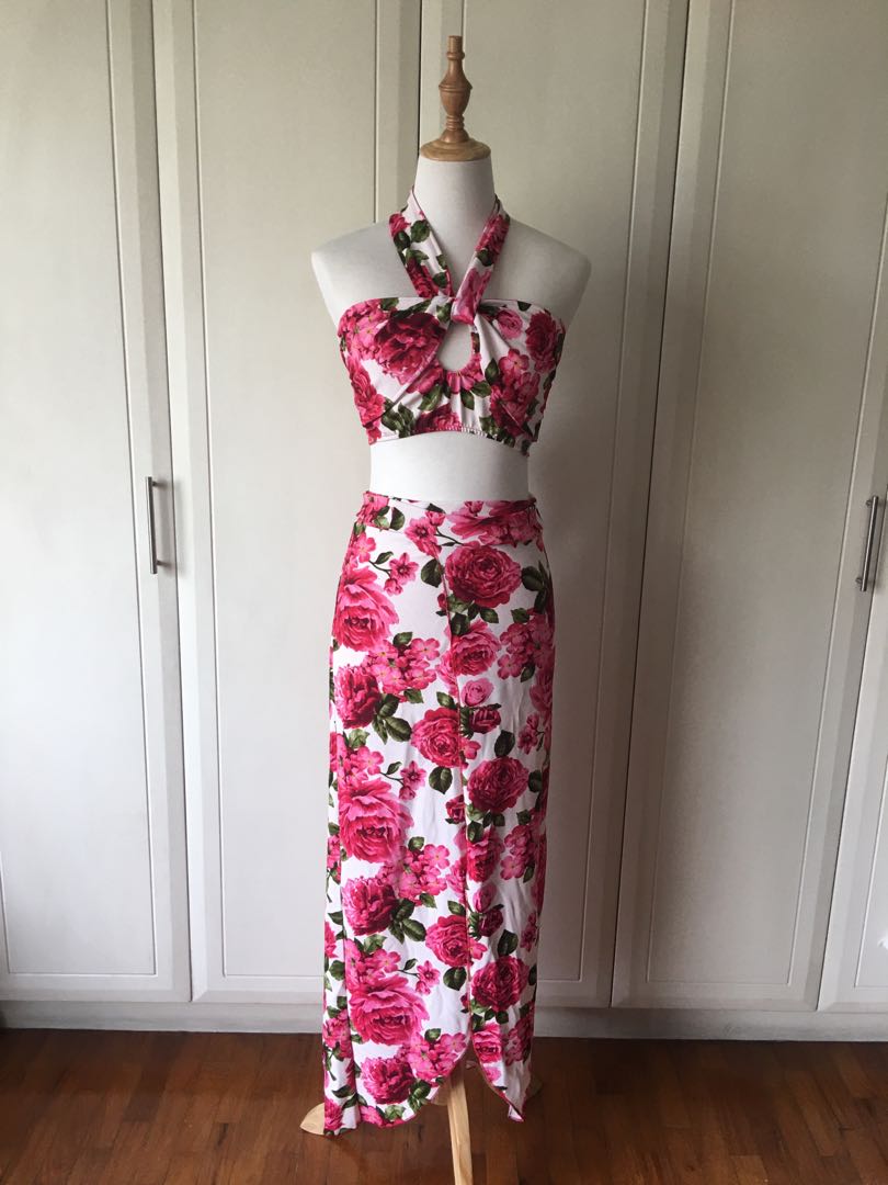 Two piece hawaiian discount outfit