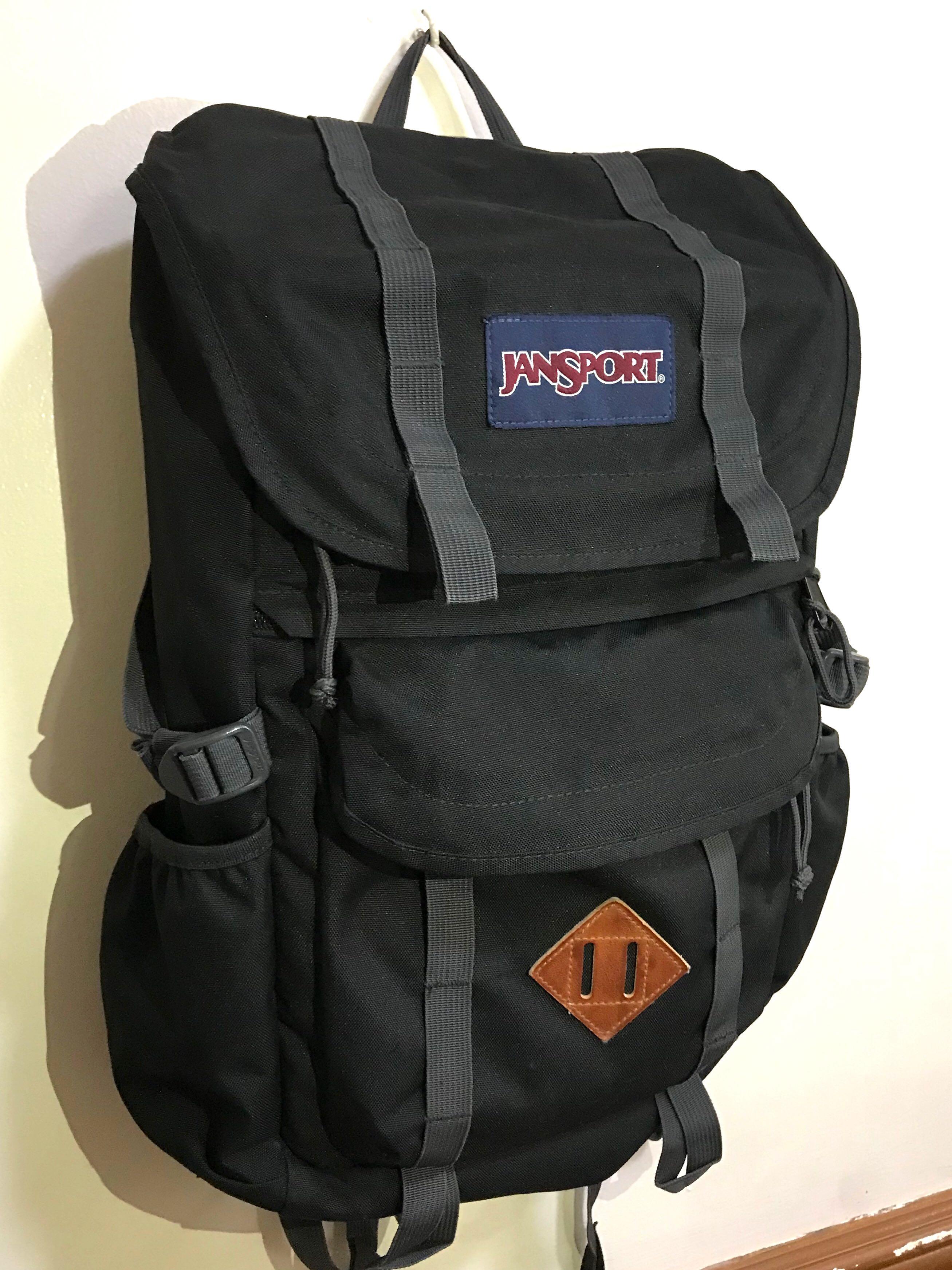 Jansport javelina top