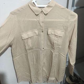 kemeja/top Pull & Bear creme/beige