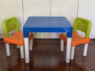 Kids Study Table and Chairs