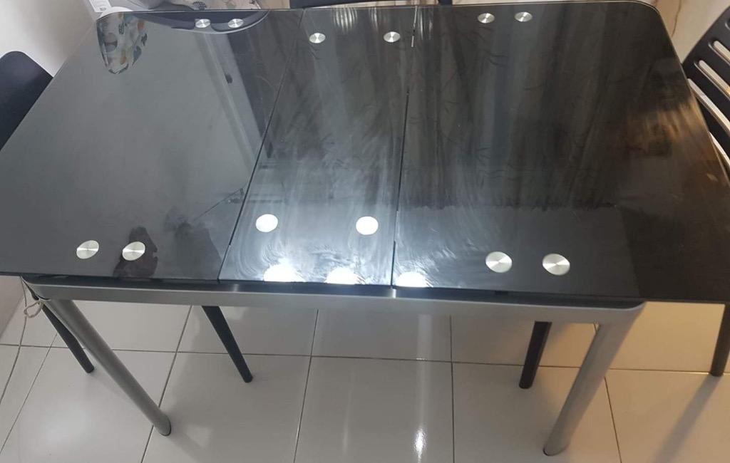 La Sedia 4-6 Extendable Dining Table (Category: Tables & Sets) located in Taguig. Submitted by richardrr_24 (Listing ID 1016613297, Image 3). Description: Pre-loved La Sedia Extendable dining table! Black mirror table top and silver base, elegant looking In good condition, no issues with extending surface table mechanism No cracks whatsoever on dining table surface Used but not abused! L54.5 [6] or 43.5 [4 seater] x W31.5 x H30.5in Excellent addi