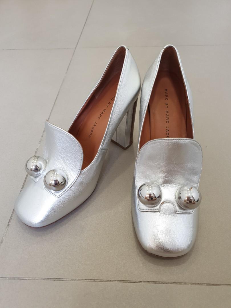 silver heels size 1