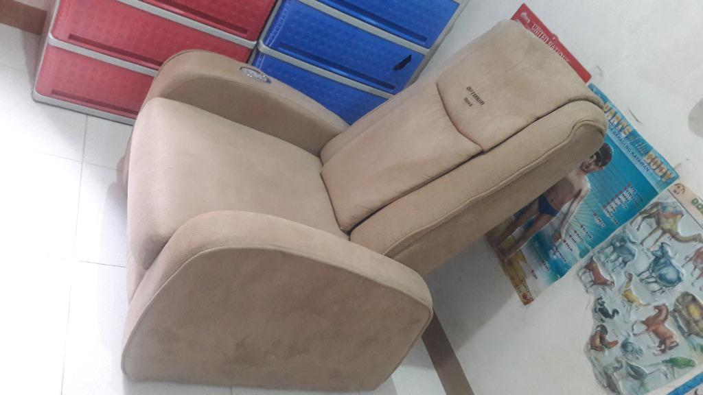 Massage Chair ( Optimum Nova), Furniture & Home Living, Furniture