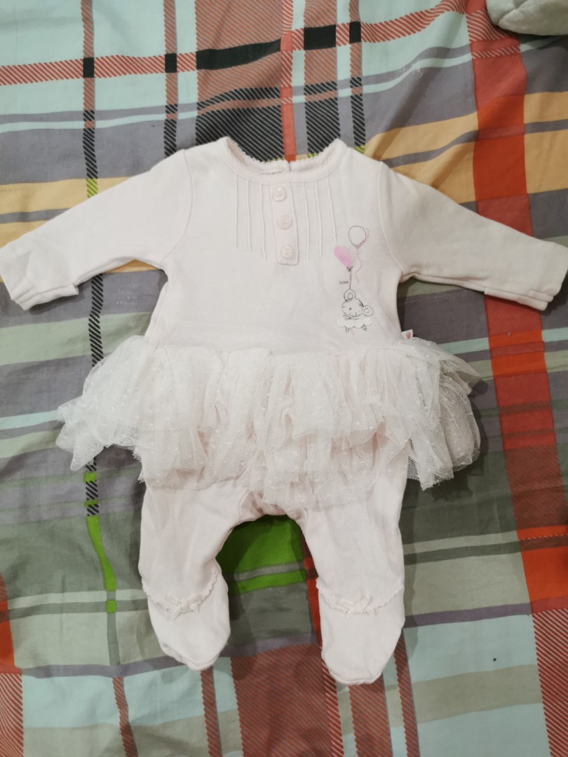 tiny baby clothes next day delivery