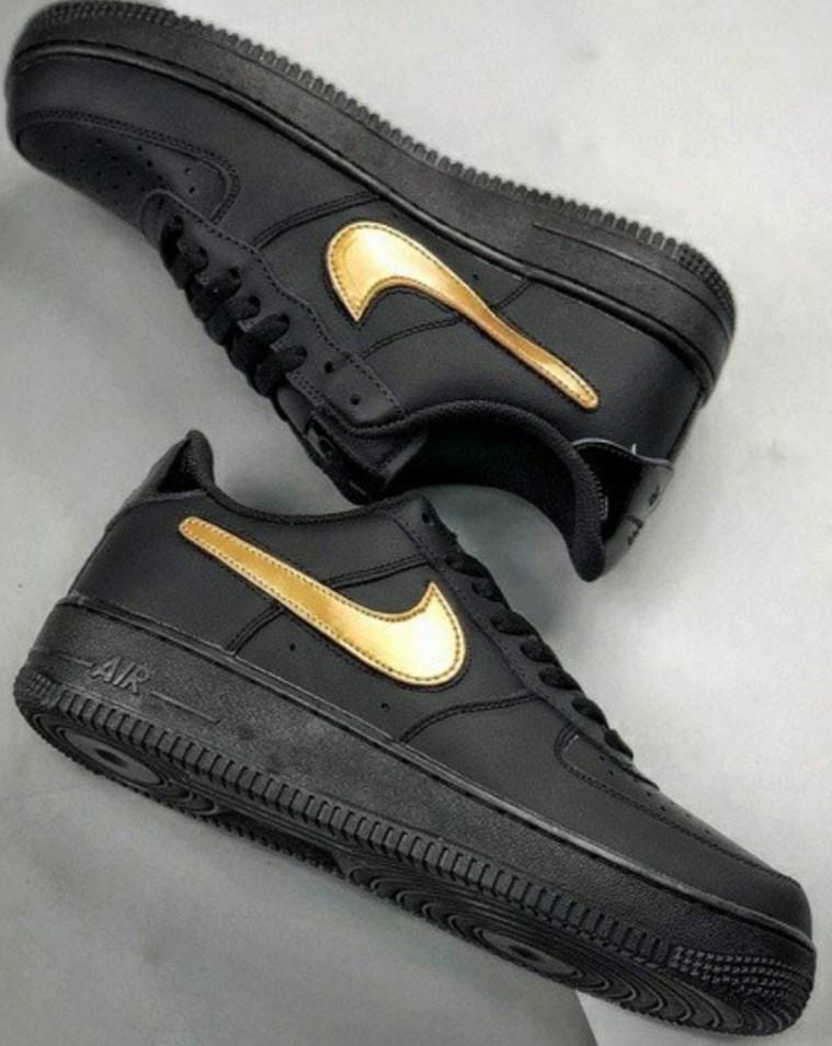 Nike air force best sale 1 black removable swoosh