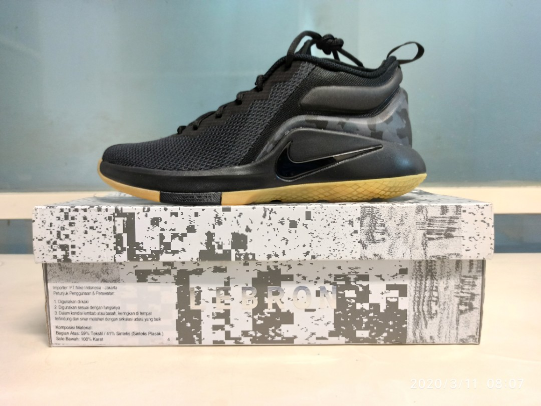 nike lebron witness 2 black