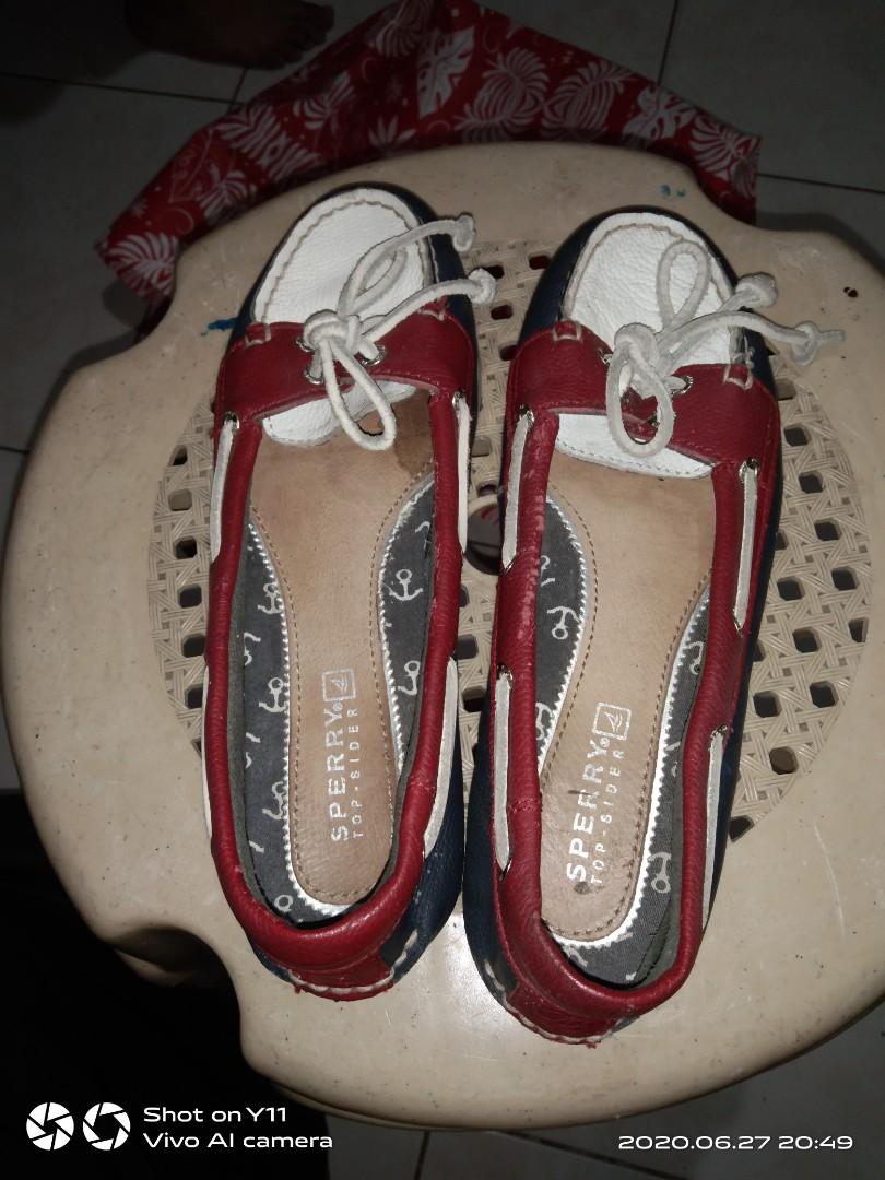 sperry vivo