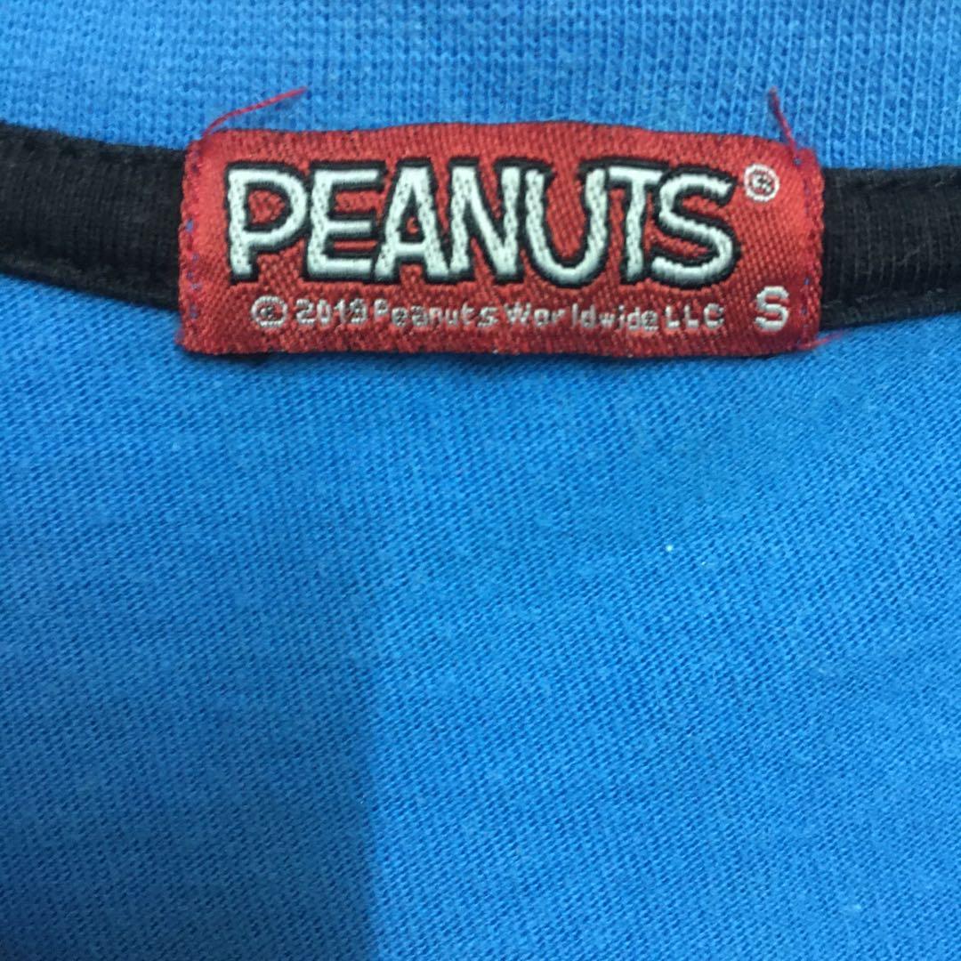 Peanuts (Category: Tshirts & Polo Shirts) located in Batu Pahat. Submitted by proper_bundle (Listing ID 1016511836, Image 3). Description: Peanuts worldwide Condition 9/10 Small size P20” L27” Made in ? (Tag doesn’t mention, Probably made in China 🇨🇳) RM30 includes postage .
