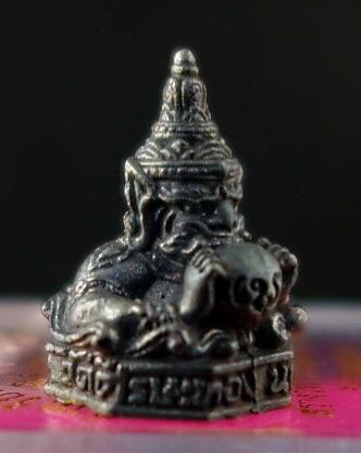 Phra Rahu by LP Noi & Mass Chanted, Hobbies & Toys, Memorabilia ...