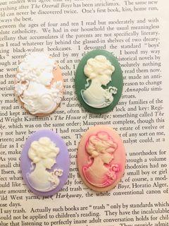 Resin 40x30mm Lady Cameos