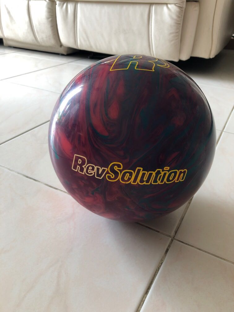 Revolution Bowling ball, Sports Equipment, Sports & Games, Billiards