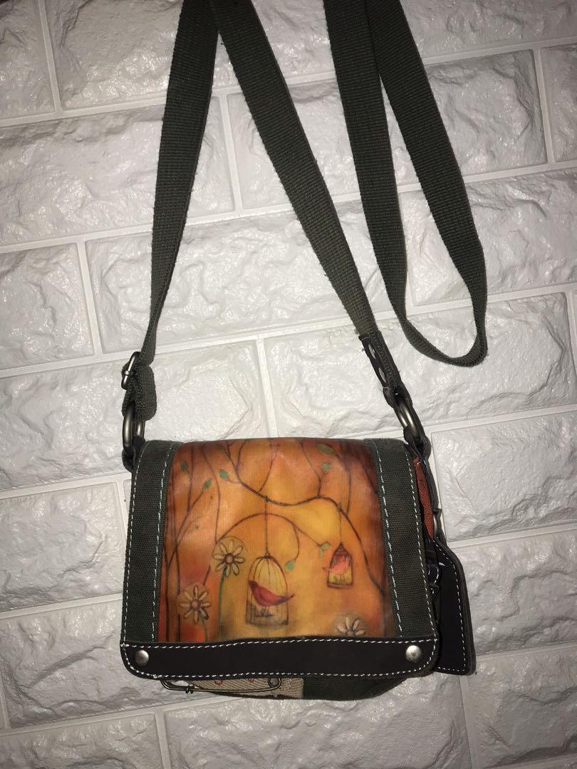Sherpani sling bag discount