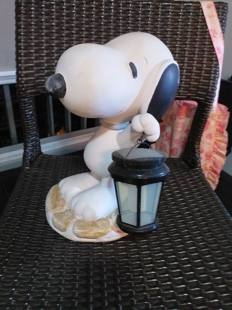 Snoopy garden figurine with lamp, Everything Else on Carousell