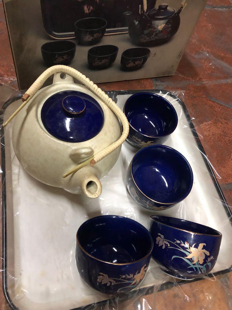 Tea set (Category: Coffee & Tea Tableware) located in Manila. Submitted by natyforchristmas (Listing ID 1016579693, Image 3). Description: 7 pcs tea serving set w/ tray.