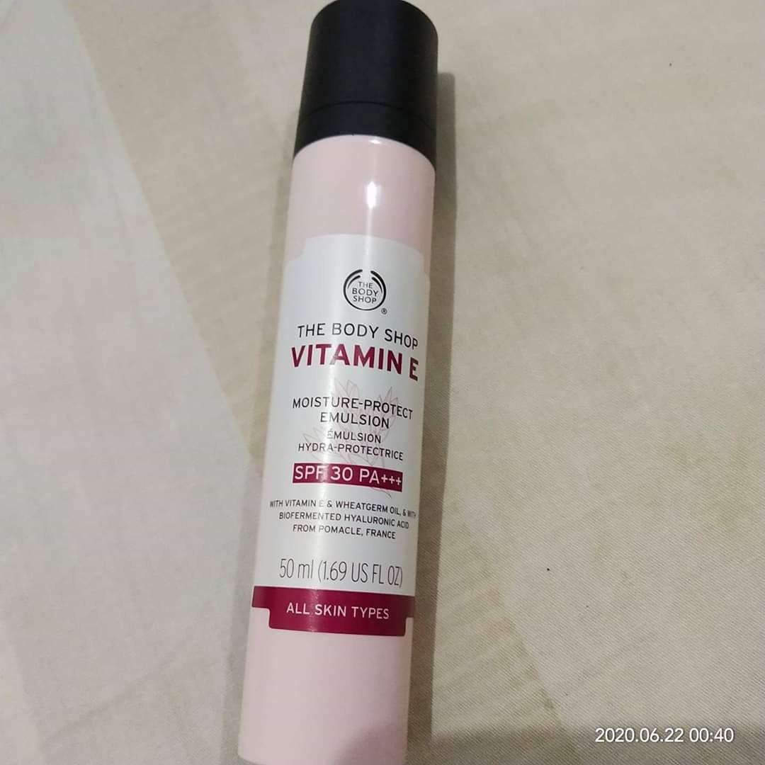 The Body Shop Vitamin E Kesehatan Kecantikan Rias Wajah Di