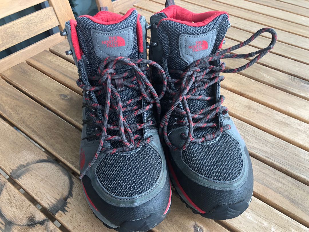 mens hiking shoes north face