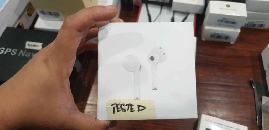 TW40 Bluetooth 5.0 TWS Earbuds