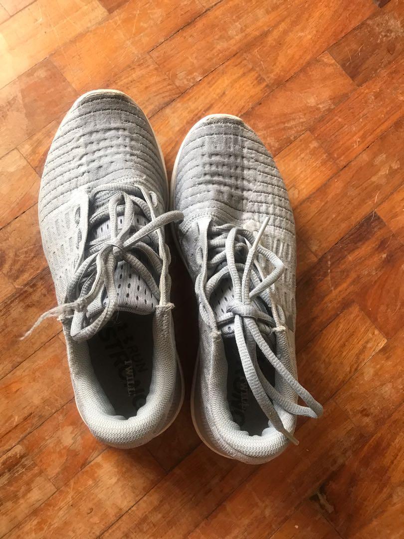 Sell under armour clearance
