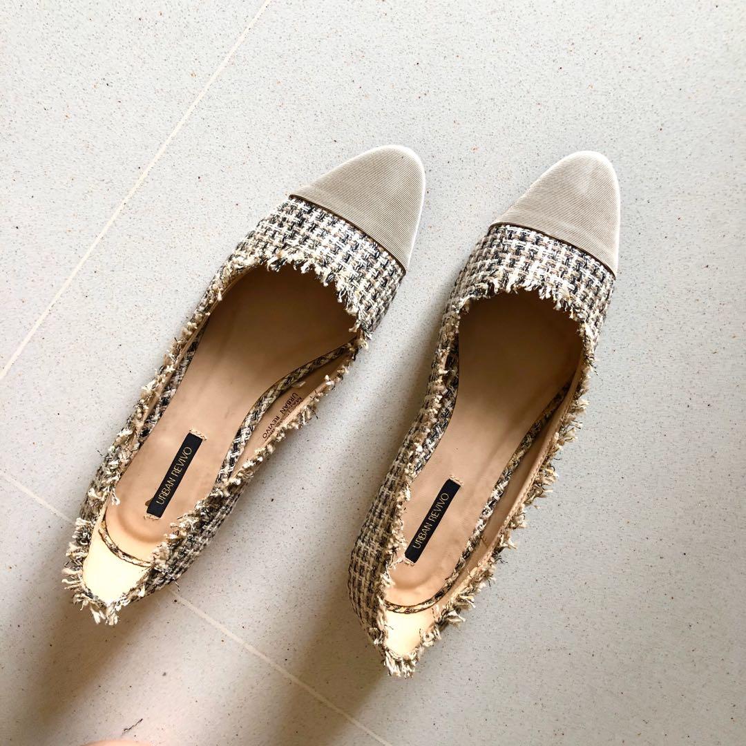 Urban Revivo Chanel Style heels pump 