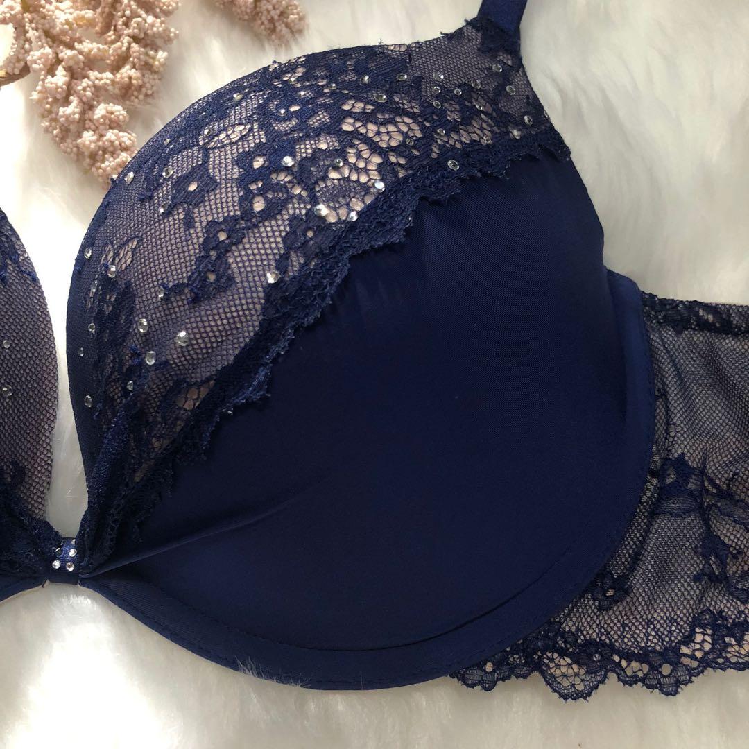 Victoria's secret bra 36C, Women's Fashion, Dresses & Sets, Traditional &  Ethnic wear on Carousell