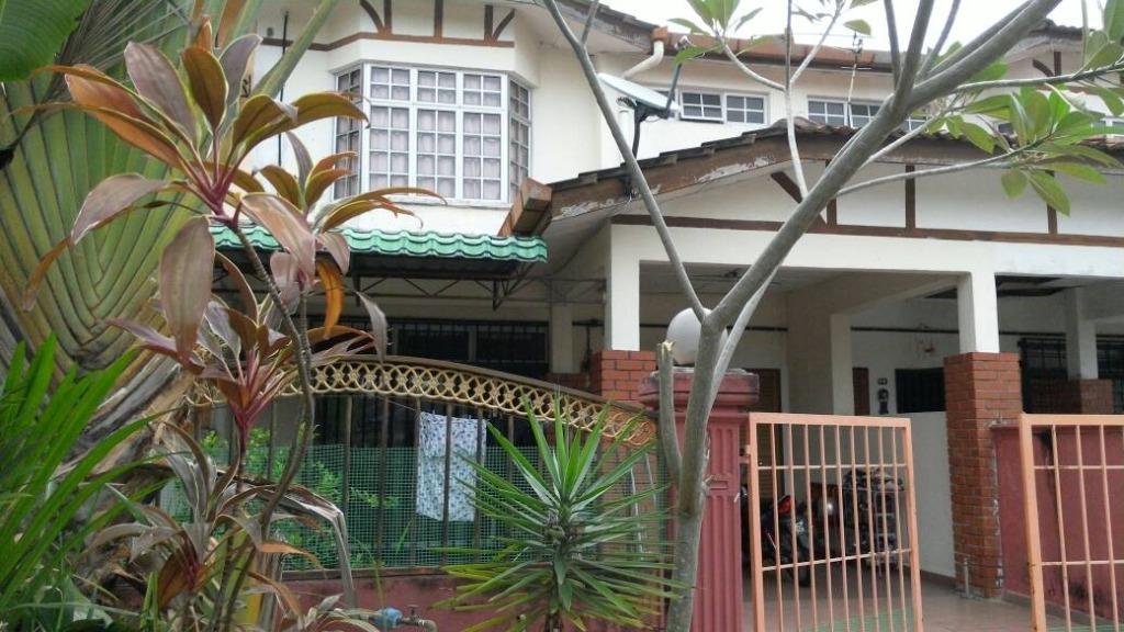 Wts Rumah Teres 2 Tingkat Di Bandar Seremban Selatan Property For Sale On Carousell