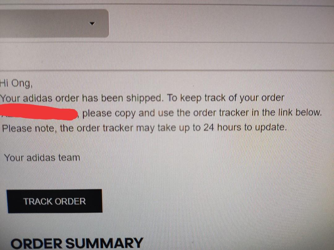 Yeezy zebra outlet resell price
