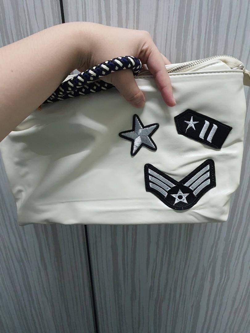 clutch zalora